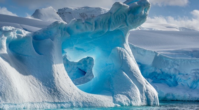 Quand l’Antarctique surprend : la glace repart à la hausse