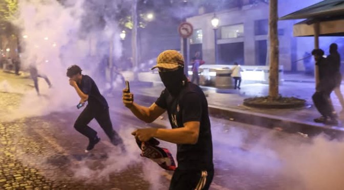 Débordements en marge de la victoire du PSG(France): après les violences, de premières comparutions attendues à Paris ce lundi