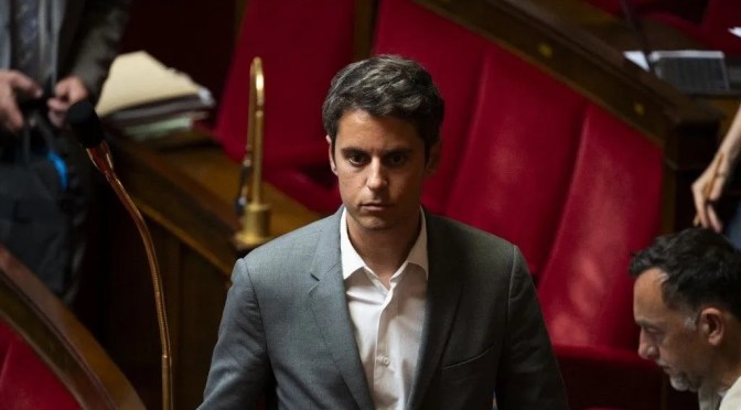 France – Justice des mineurs : le Conseil constitutionnel censure six articles clés de la loi portée par Gabriel Attal