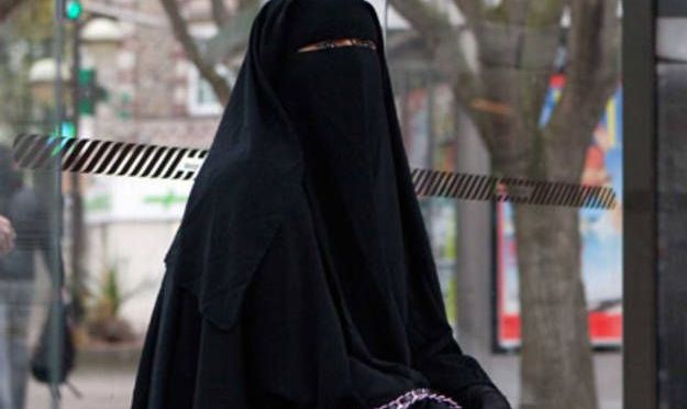 Portugal : la gauche dénonce, la droite légifère quand l’égalité des sexes devient un champ idéologique