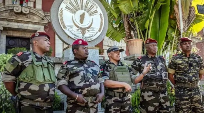 Coup d’État à Madagascar : destitué, le président Rajoelina dissout l’Assemblée nationale