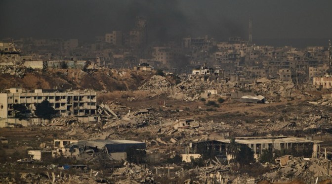 Le corps d’un otage népalais enlevé et tué à Gaza par le Hamas rapatrié après la restitution de sa dépouille par le mouvement terroriste