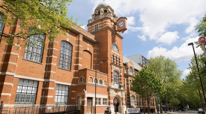 Londres : un professeur israélien menacé de décapitation en plein cours par des &laquo;&nbsp;propalestiniens&nbsp;&raquo; à la City University
