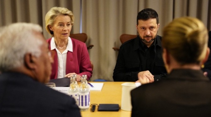 L’Union européenne fait un premier pas vers l’utilisation des avoirs russes au profit de l’Ukraine, la Belgique bloque le projet de prêt