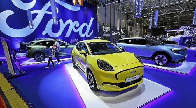 Renault et Ford s’allient pour produire deux véhicules électriques Ford en France