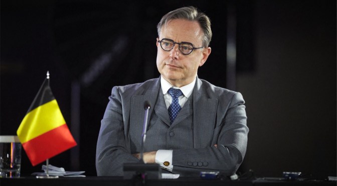 Bart De Wever utilise le sarcasme pour répondre aux accusations de complaisance avec la Russie